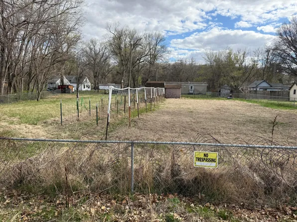 604 E Nuckols St, Red Oak, IA 51566