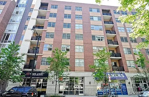 2 bed, 1137 sqft, $3,700 — Photo 2