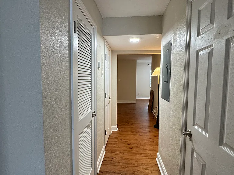 205 Lewfield Cir #205 — Photo 14