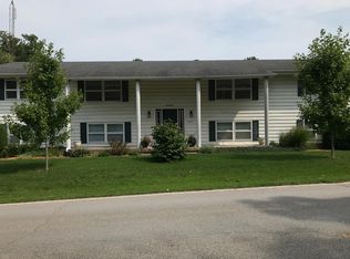 24 Powell, Riverton, IL 62561