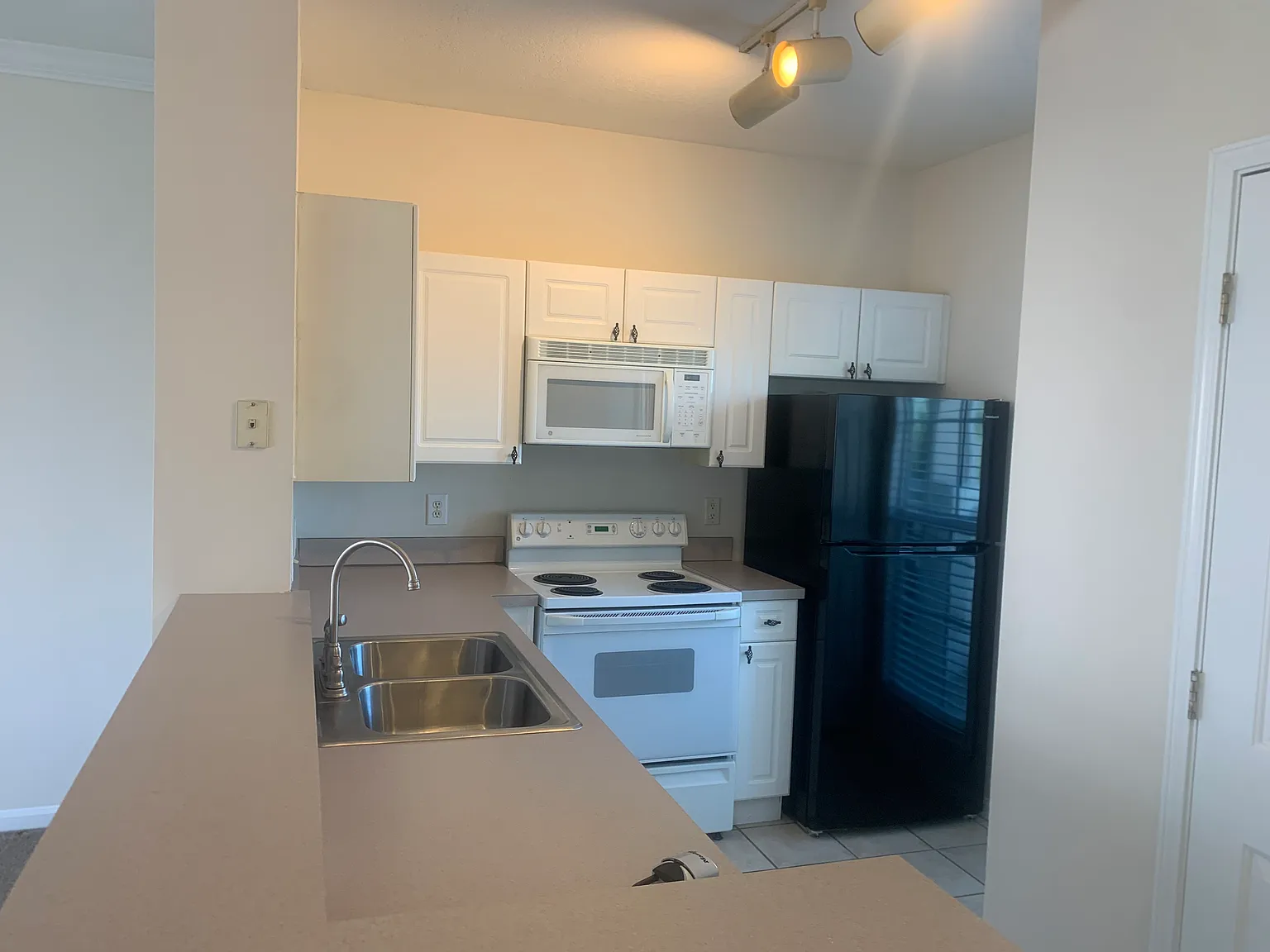 573 Water St, Celebration FL 34747 — Photo 2