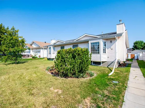 78 S Duston St, Red Deer, AB T4R 2L5