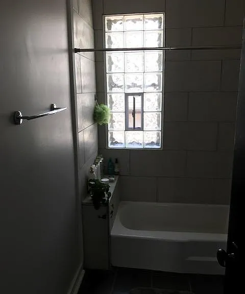 809 University Ave NE #2 — Photo 8