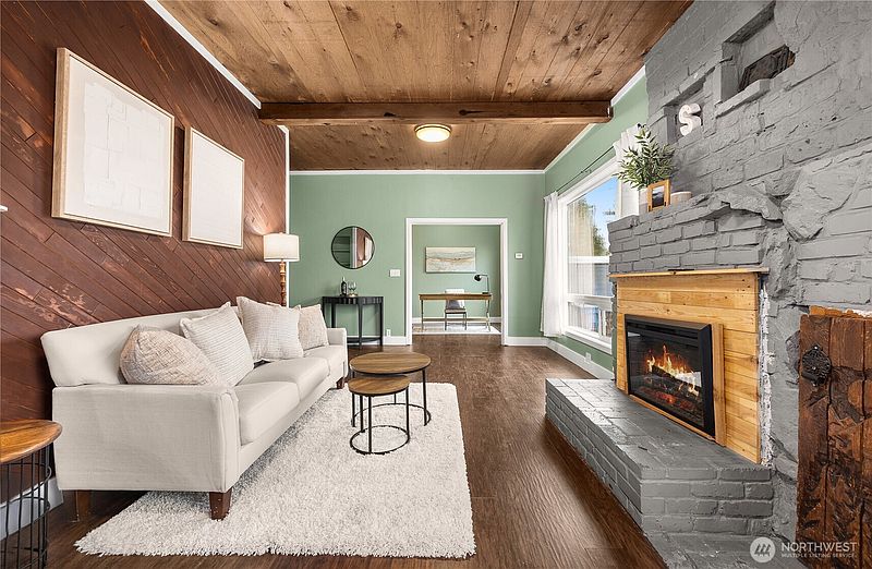 5th image of 111 Cedar Avenue #1