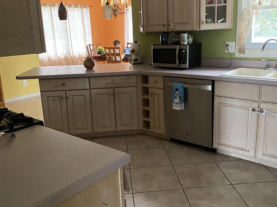 2nd image of 155 Port Rd