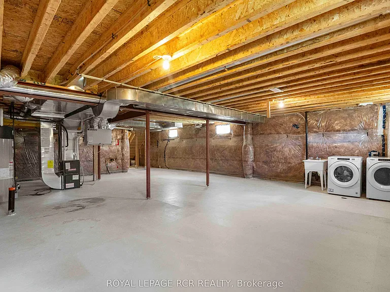 166 Seeley Ave — Photo 42