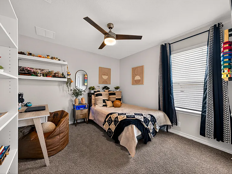 21415 Watercourse Way — Photo 15