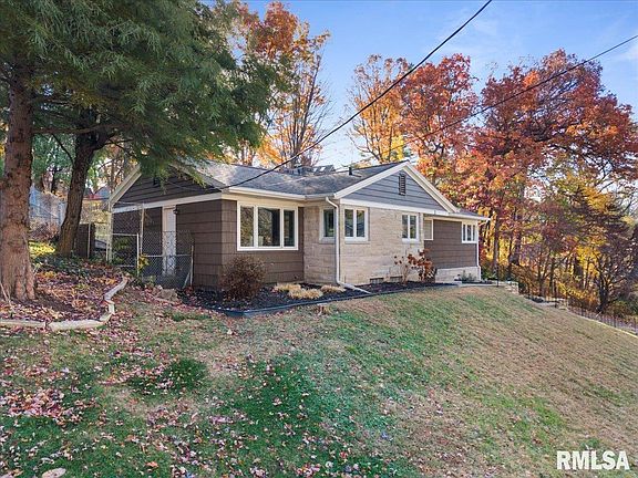 2nd image of 1 Kenwood Ave