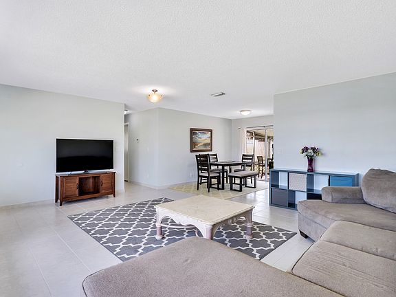 4th image of 8734 SE Keathley Ct