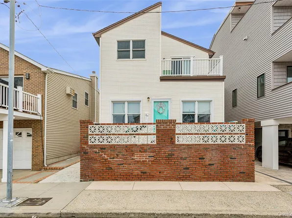 48 Tennessee Avenue, Long Beach, NY 11561