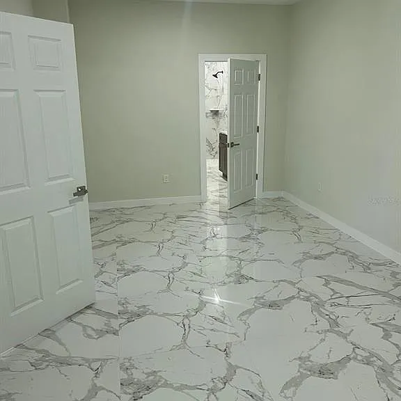 1207 Crawford Ave — Photo 6
