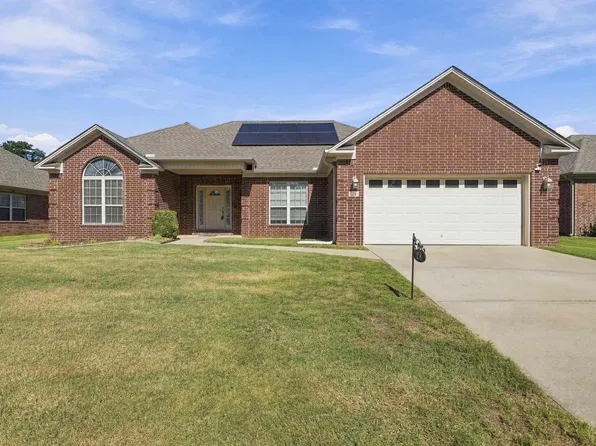28 Berry Patch Dr, Cabot, AR 72023