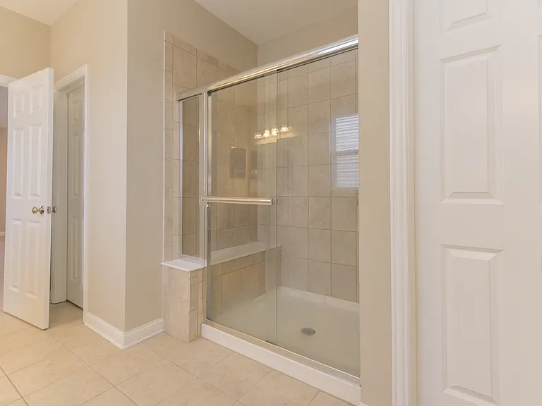 Scioto Chase Blvd — Photo 18