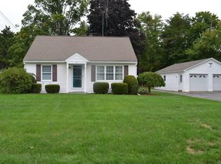 5 Wickaboag Valley Rd, West Brookfield, MA 01585