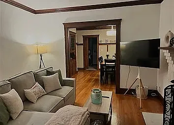 143 Manthorne Rd #1 — Photo 8