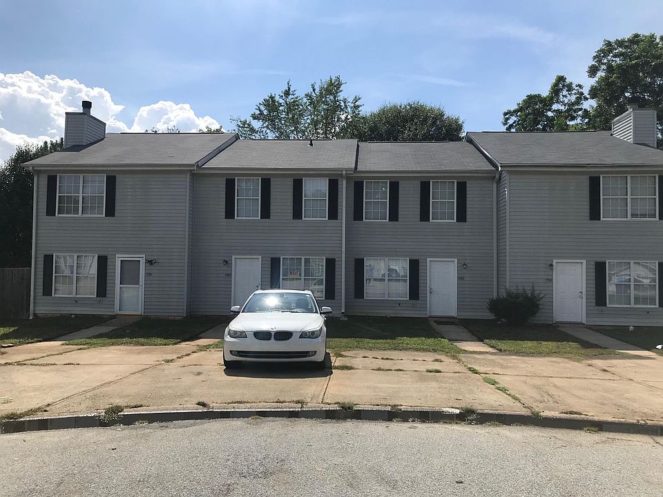 1st image of 1764 Bob White Ln SE