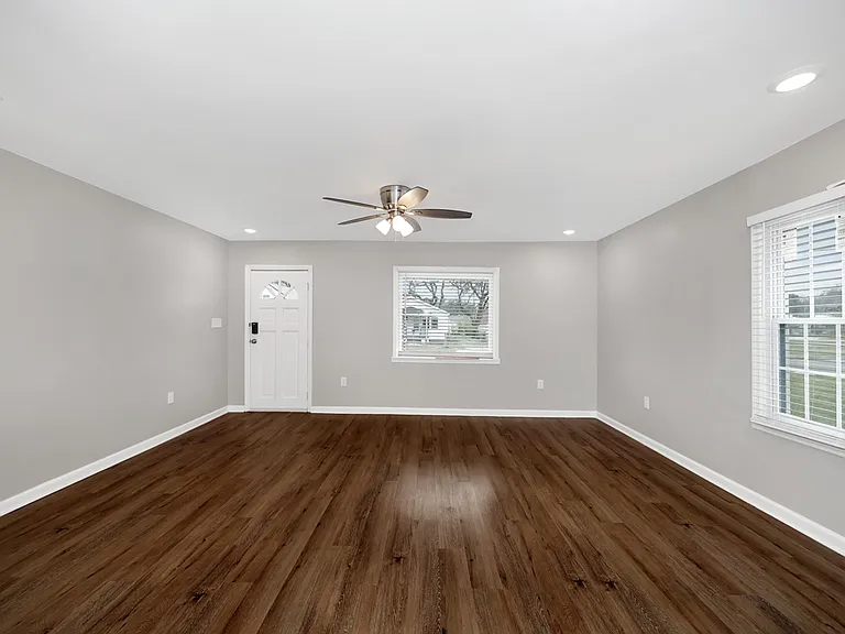 2914 Battle Dr NW — Photo 5