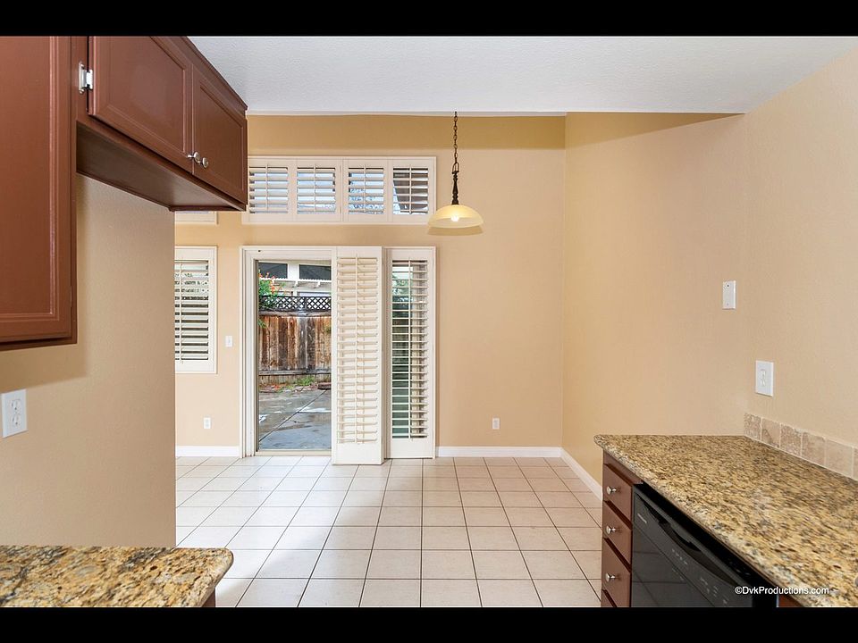 1st image of 2884 Casey St #B