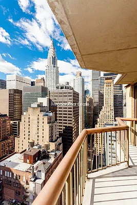 Rented by Mirador Real Estate | media 1