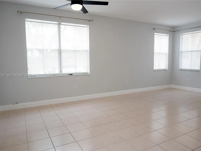 12164 SW 124th Ct — Photo 6