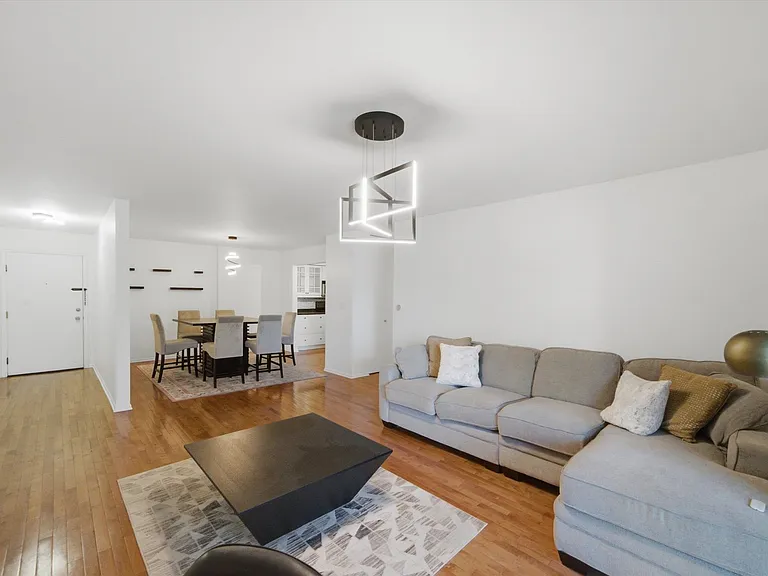 1100 E Randville Dr #203 — Photo 13