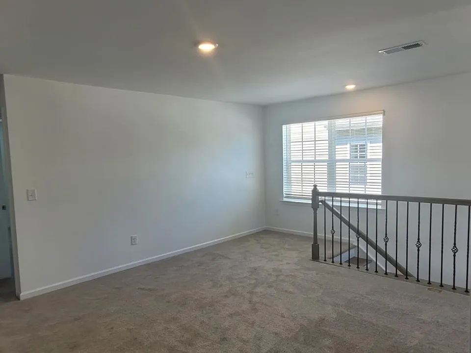 1131 Coopers Ct