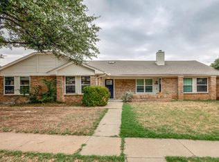 1108 Highpoint Rd, Bedford, TX 76022