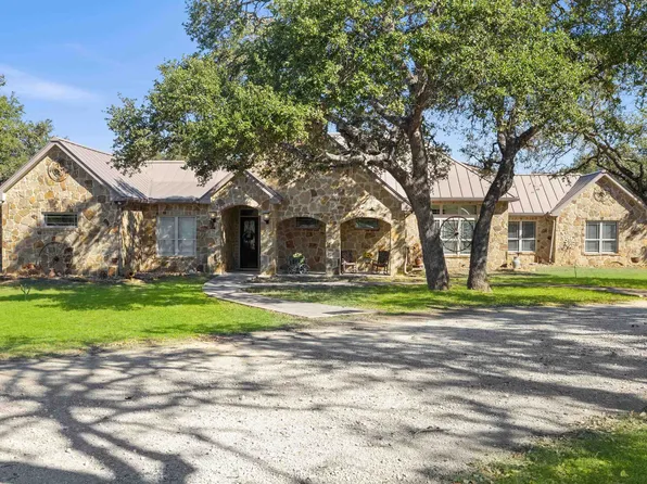 1025 Ranch Road 32, Blanco, TX 78606