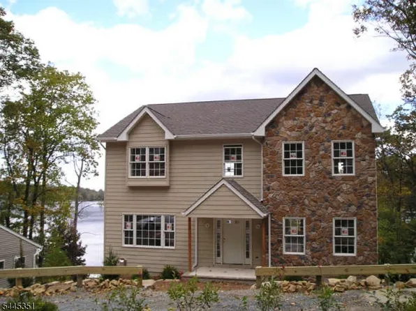 95 W Lake Shore Dr, Rockaway Twp., NJ 07866