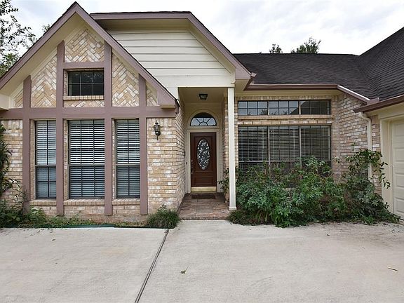 2nd image of 3407 Stillwater Ln