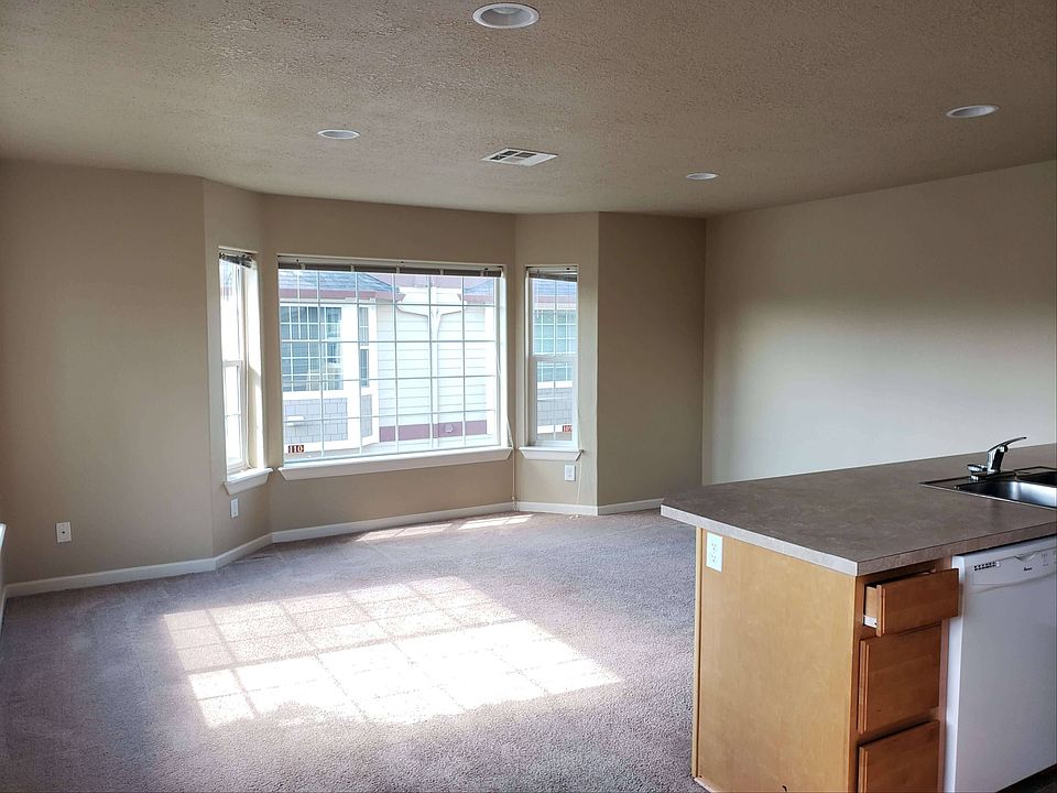 Kitchen/Living