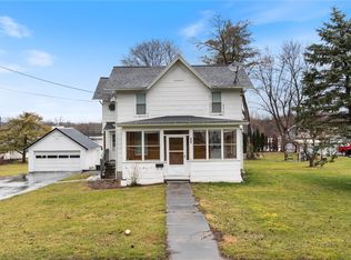 365 Vienna St, Palmyra, NY 14522
