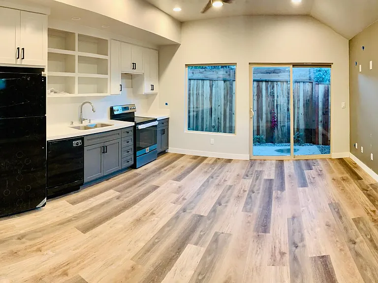 821 Santa Ynez Way — Photo 3
