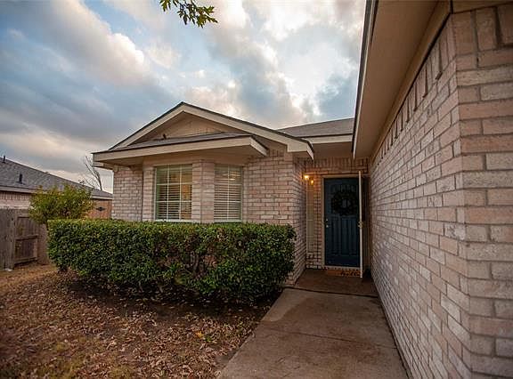 2nd image of 7312 Summerset Dr