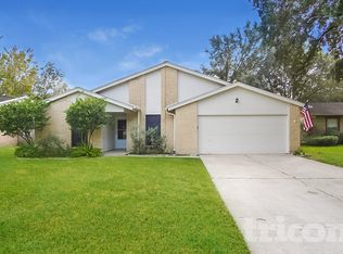 5907 Misty Meadow St, League City, TX 77573