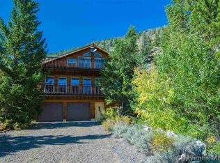 33 Broken Bridge Rd, Centennial, WY 82055