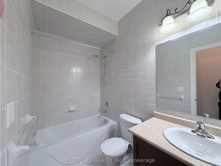 655 Davos Rd — Photo 25