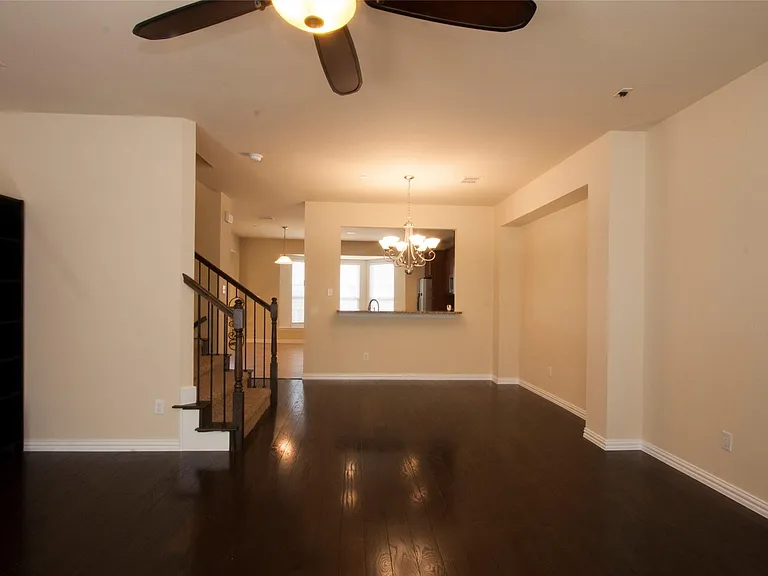 7825 Fox Horn Dr — Photo 21