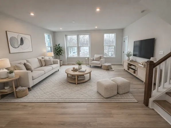 6 Lafayette Ln, Towaco, NJ 07082