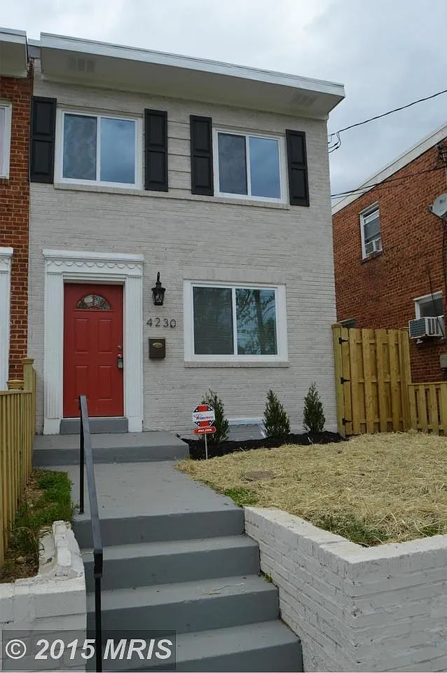 4230 Southern Ave SE photo 1