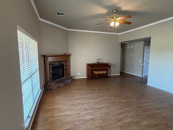 5th image of 8313 E Lansing Ave