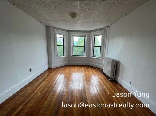 238 Hemenway St, Boston, MA