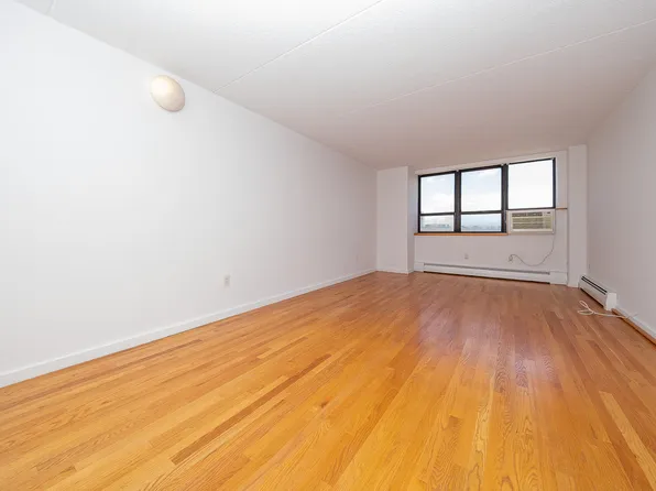 300 Cathedral Parkway 12C image 2 of 14