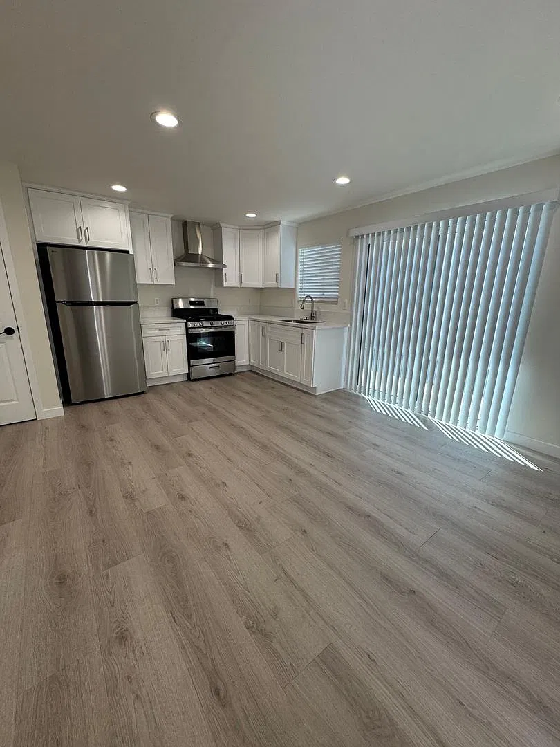 7317 -7321 Garden Grove Avenue — Photo 3