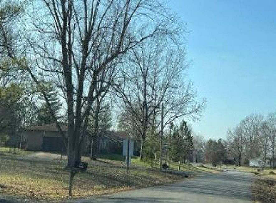 1013 Ivey Ln, Carterville, IL 62918 Zillow