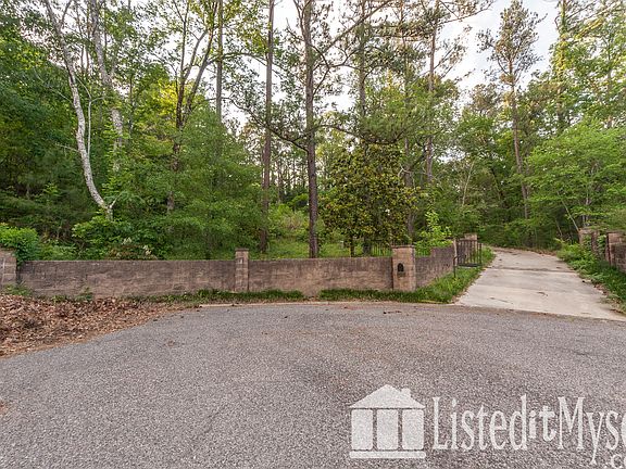 2nd image of 2330 Lime Rock Cir