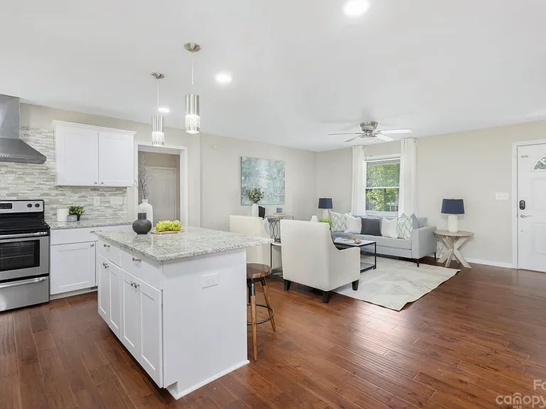 3339 Sargeant Dr — Photo 9