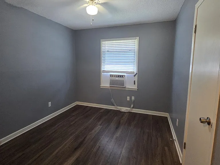 3166 Winslow Rd — Photo 6