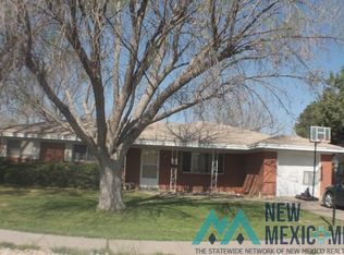 2002 S Barnett Dr, Roswell, NM 88203
