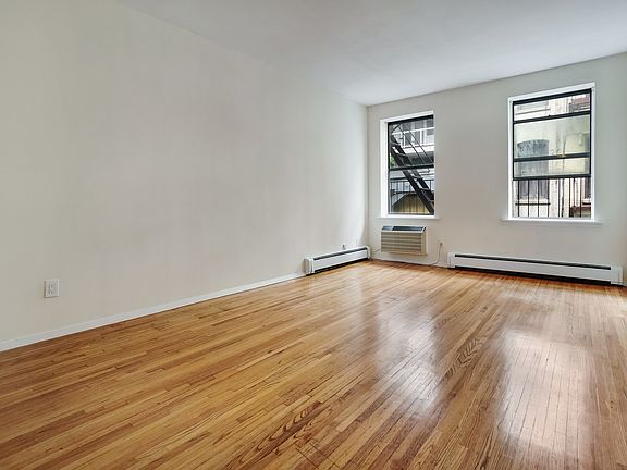 2nd image of 365 W 52nd St APT 2D